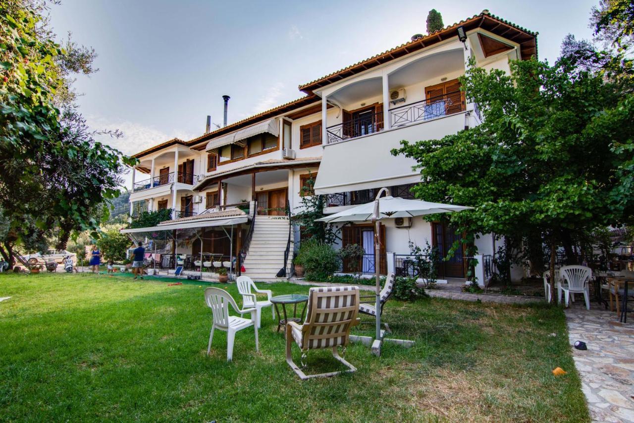 The Big Cypress Apartments Apolpaina Bagian luar foto